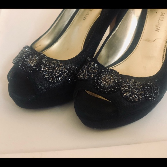 Antonio Melani Peep-Toe Pumps - Size 6.5 - Picture 10 of 12